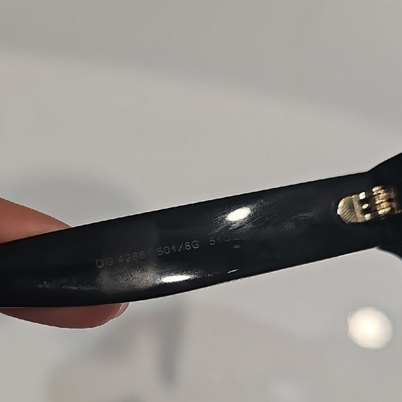DOLCE GABANNNA elegant Sunglasses - Picture 3 of 6